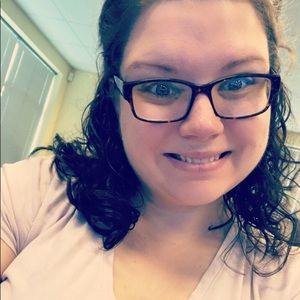 Meet your Posher, Tonia